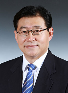 Jin Changwei | Chief Physician at Peking University Stomatological Hospital